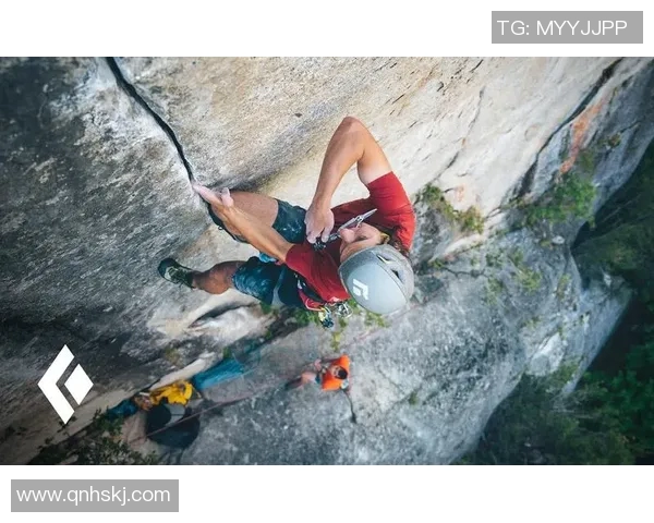 成都攀岩队的防守策略揭秘与攀岩深度分析